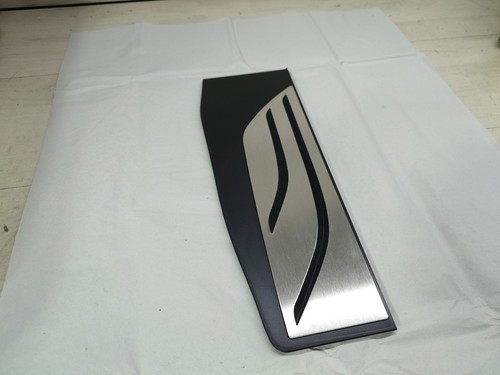 Poggiapiedi originale bmw f20 - poggiapiedi,